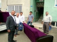 Evi yanan orman işçisinin eşyalarını sendika yeniledi