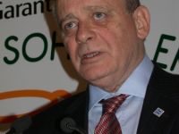 Savaş Özaydemir, Radyo A’nın konuğu oldu.