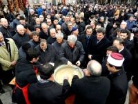 Bursa Büyükşehir Belediyesi'nin aşure kazanları Balkanlar için kaynadı