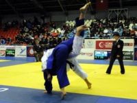 Osmangazi’nin judocuları madalyaları topladı