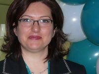 Uyuyamayan çocukları anlamaları gerektiğini hatırlatıyor.