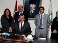 Bursa Barosu Başkanı Av. Ekrem Demiröz, avukatların yanındayız.