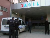 Çocuğuna bağıran kişiyi bıçakla yaraladı