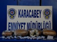 Şüpheli şahıslardan 8 kilo esrar çıktı