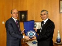 Uludağ Üniversitesi ile Azerbaycan Hazar Üniversitesi işbirliğine gitti