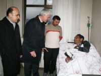 Milletvekili Hüseyin Şahin, İnegöl Devlet Hastanesi’nde hastaları ziyaret etti.