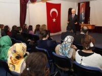 Girişimcilere ilk dersi Belediye Başkanı Burhan Sakallı verdi