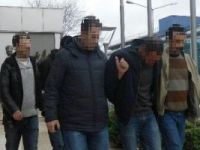 Minibüslerde yankesicilik yapan 3 kişi yakalandı