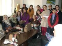 BUSEDER yaşlıların gönlünü aldı