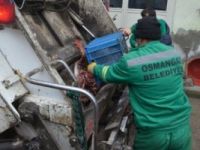 Kaçak et imalathanesine operasyon yapıldı, etler çöpe atıldı