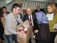 Yarım Elma, eşinden ayrılmış 560 kişiye yardım eli uzattı