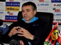 Ersun Yanal: Milli takımlar oyuncu yetiştirmez, oyuncu oynatır