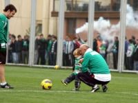 Bursaspor taraftarları, sevgililer gününde Özlüce'ye akın etti