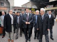 Ulucami Caddesi'nde cephe ve zemin yenileniyor