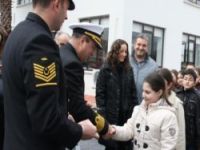 Yıldırım Emek İlköğretim Okulu öğrencileri denizaltı gezdi