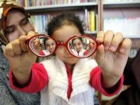 Semanur, tedavi olmazsa gözlerini kaybedecek