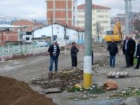 Orhaneli’nde yol çalışmaları sürüyor