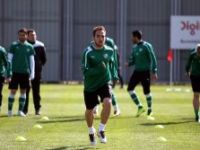 Bursaspor'da Fenerbahçe maçı öncesi Pinto ve Basser sıkıntısı