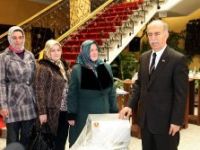 Vali Harput'tan Misi’li kadınlara hamur yoğurma makinesi