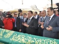 Bozdağ: Otopsi güvensizlikten değil, kamuoyunu tatmin etmek için yapıldı