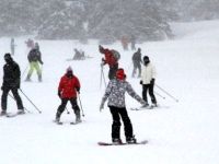 Uludağ'da kar kalınlığı 140 santimetreyi aştı