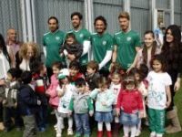 Batalla, yeşil-beyaz koltuğuna oturdu