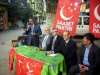 Saadet Partililer, Tirilye beldesinde vatandaşlarla buluştu.