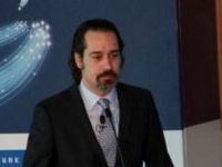 Akarca: Türk Telekom, dünyayı 4 kez dolaşan fiber kablo döşedi