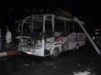 Seyir halindeki halk otobüsü yandı