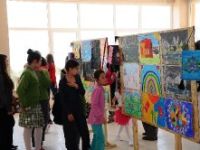 Çakırlı'da öğrenci ve öğretmenler sergi açtı