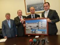 Matlı ailesi Karacabey’e fen lisesi yaptırdı