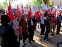 İşçi Partililer sprey boya ile TC logosunu yerleştirdi.