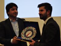 Genç Girişimciler Zirvesi’ne Ünlü Tasarımcıyı ağırladı.