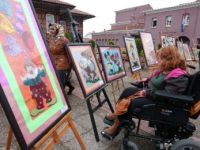 Engelliler açtıkları sergi ile engel tanımadıklarını ortaya koydu