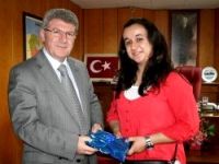 Gülsar’dan YGS şampiyonuna kutlama