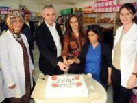 Doktorlardan hemşirelere sürpriz kutlama