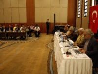 Akil İnsanlar Bursa Hilton Otel’de sivil toplum örgütü temsilcileri ile buluştu.