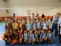 Bursa'da bir okul daha spor salonuna kavuştu