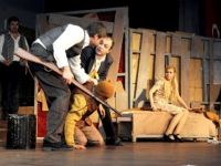 "Duvarların Ötesi" İstanbul’da sahnelendi