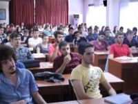 Geleceğin işadamlarına girişimcilik semineri