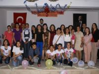 Seyitgazi'de İngilizce karaoke yarışması