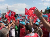 Renault işçileri toplu sözleşme için yürüdü