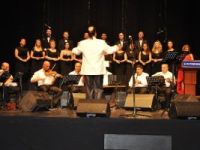 Spastik engelli çocuklar yararına konser