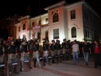 Bursa'da Gezi Parkı protestoları azalarak devam etti