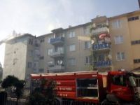 Bursa'da, tamiratı sırasında çatıda yangın çıktı