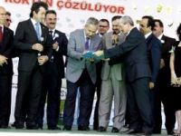 Arınç: Muhalefetin çabasına rağmen Meclis çalışıyor