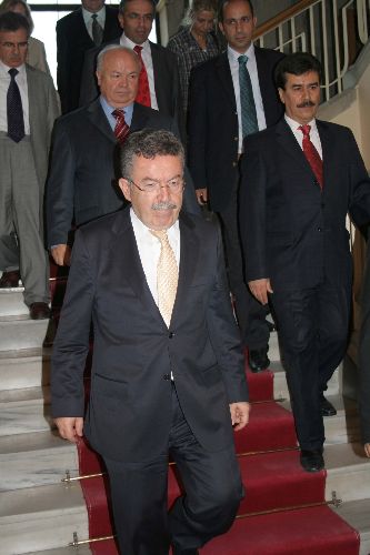 prof.-dr.-yusuf-ziya-ozcan.jpg